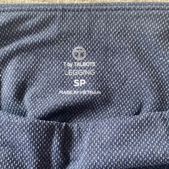 Two pairs of T by Talbots leggings size small - Picture 6 of 6